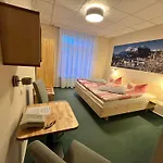 Hotel Biohotel Amadeus 4*