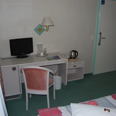 Отель Biohotel Amadeus Шверин